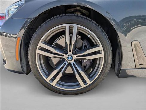 Used 2016 BMW 740i RWD image 20