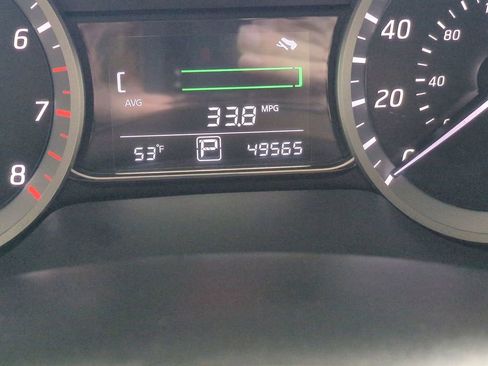 Used 2015 Nissan Sentra SR image 25