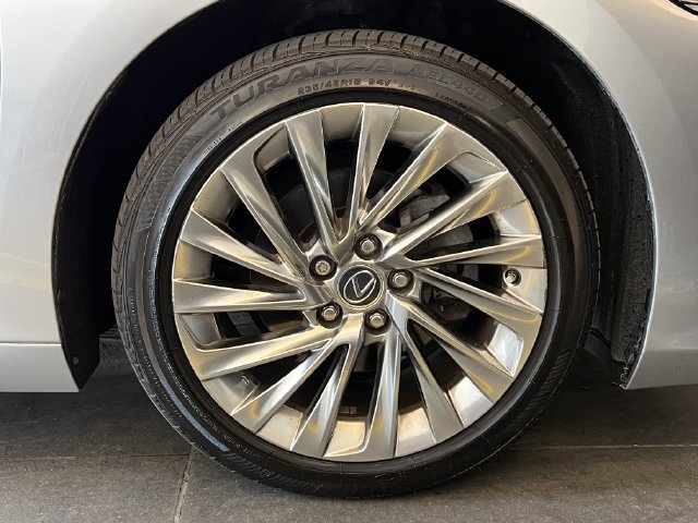 Used 2023 Lexus ES 350 w/ Accessory Package (Z1) FWD image 12