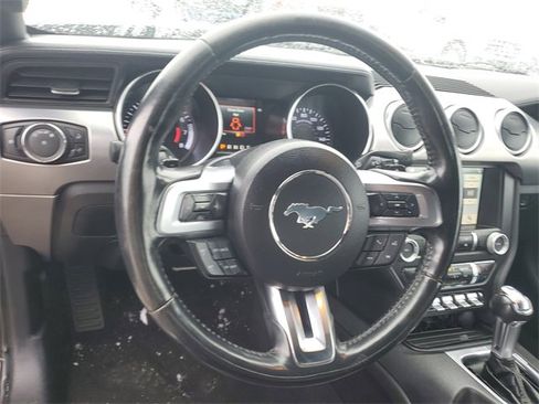 Used 2019 Ford Mustang Premium image 11