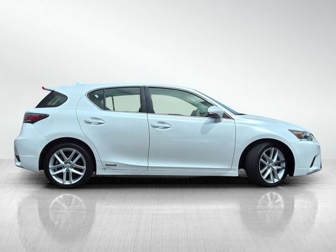 Used 2016 Lexus CT 200h FWD image 4