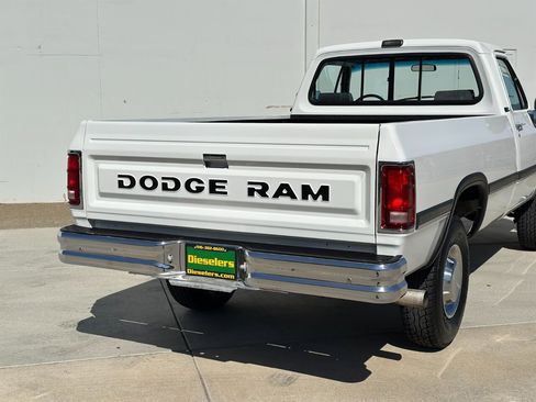 Used 1991 Dodge D/W Truck 250 image 18