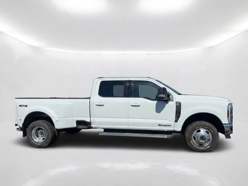 Used 2026 Ford F350 Lariat AWD/4WD image 4