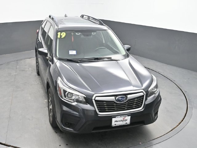 Used 2019 Subaru Forester Premium AWD/4WD image 22