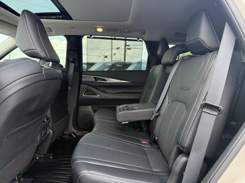 Certified 2026 INFINITI QX60 Luxe w/ Cargo Package image 15