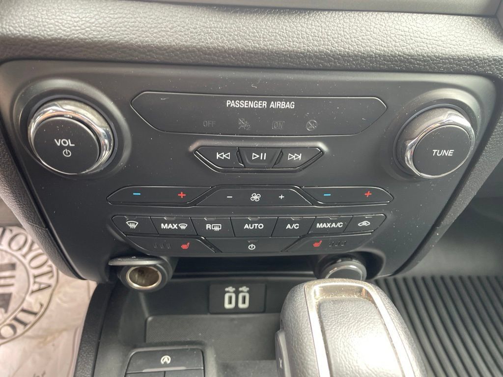 Used 2020 Ford Ranger XLT w/ Equipment Group 302A Luxury AWD/4WD image 19