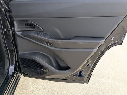 New 2026 Jeep Cherokee Overland image 30