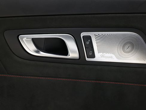 Used 2018 Mercedes-Benz AMG GT C image 12