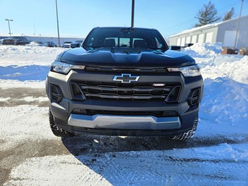New 2025 Chevrolet Colorado Trail Boss w/ Midnight Edition image 2