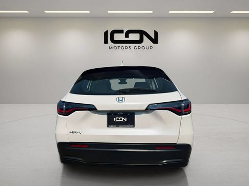 Used 2025 Honda HR-V LX image 4