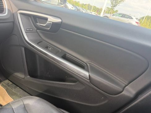 Used 2015 Volvo S60 T5 Platinum FWD image 35