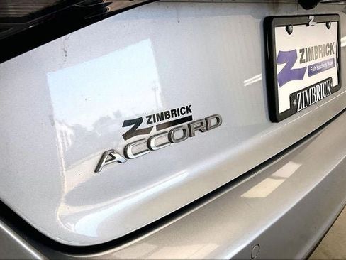 Used 2024 Honda Accord Touring image 9