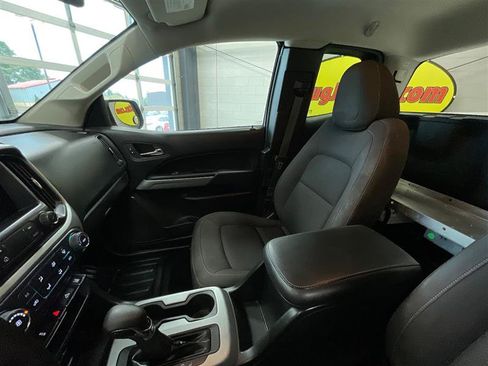 Used 2022 Chevrolet Colorado LT w/ Fleet Safety Package RWD image 12
