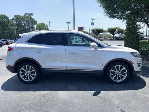 Used 2018 Lincoln MKC Select w/ Select Plus Package FWD image 9