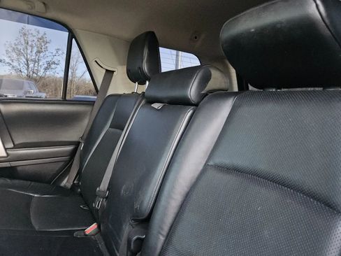 Used 2014 Toyota 4Runner 4WD image 10