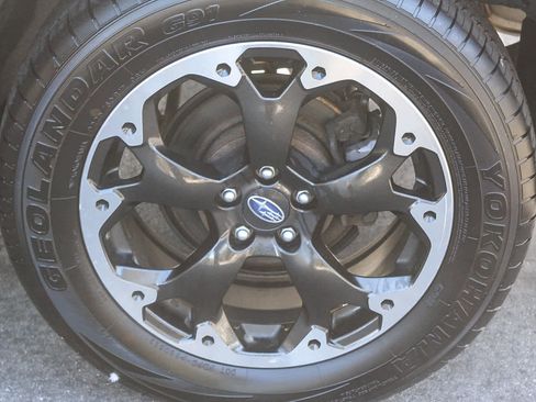 Certified 2022 Subaru Crosstrek 2.0i Premium image 11