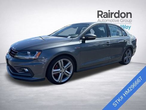Used 2017 Volkswagen Jetta GLI FWD image 3