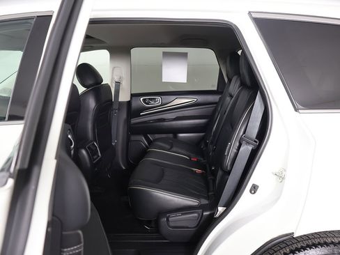 Used 2020 INFINITI QX60 Luxe w/ Essential Package image 31