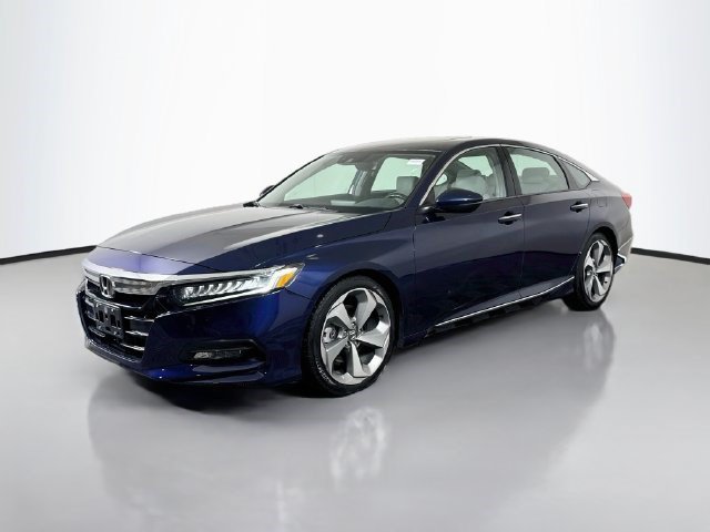 Used 2018 Honda Accord Touring image 4
