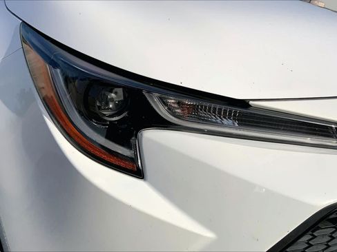 Used 2022 Toyota Corolla LE FWD image 27