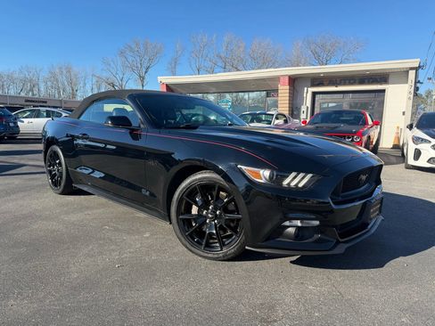 Used 2017 Ford Mustang GT Premium w/ Equipment Group 401A image 2