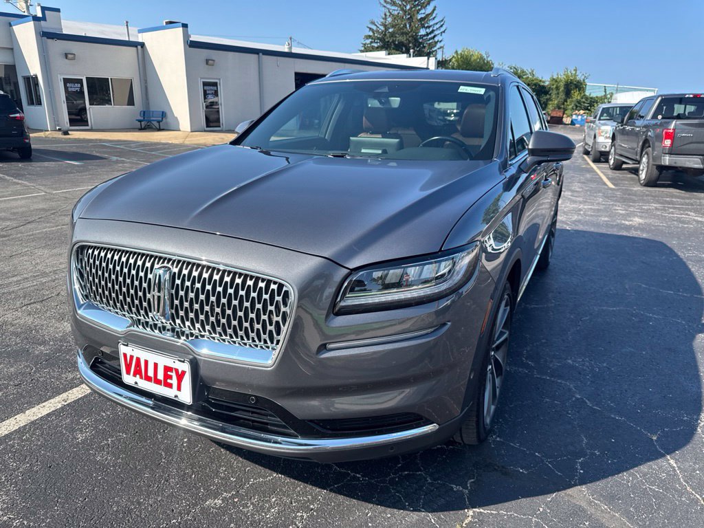Used 2023 Lincoln Nautilus Reserve w/ Equipment Group 201A AWD/4WD image 53