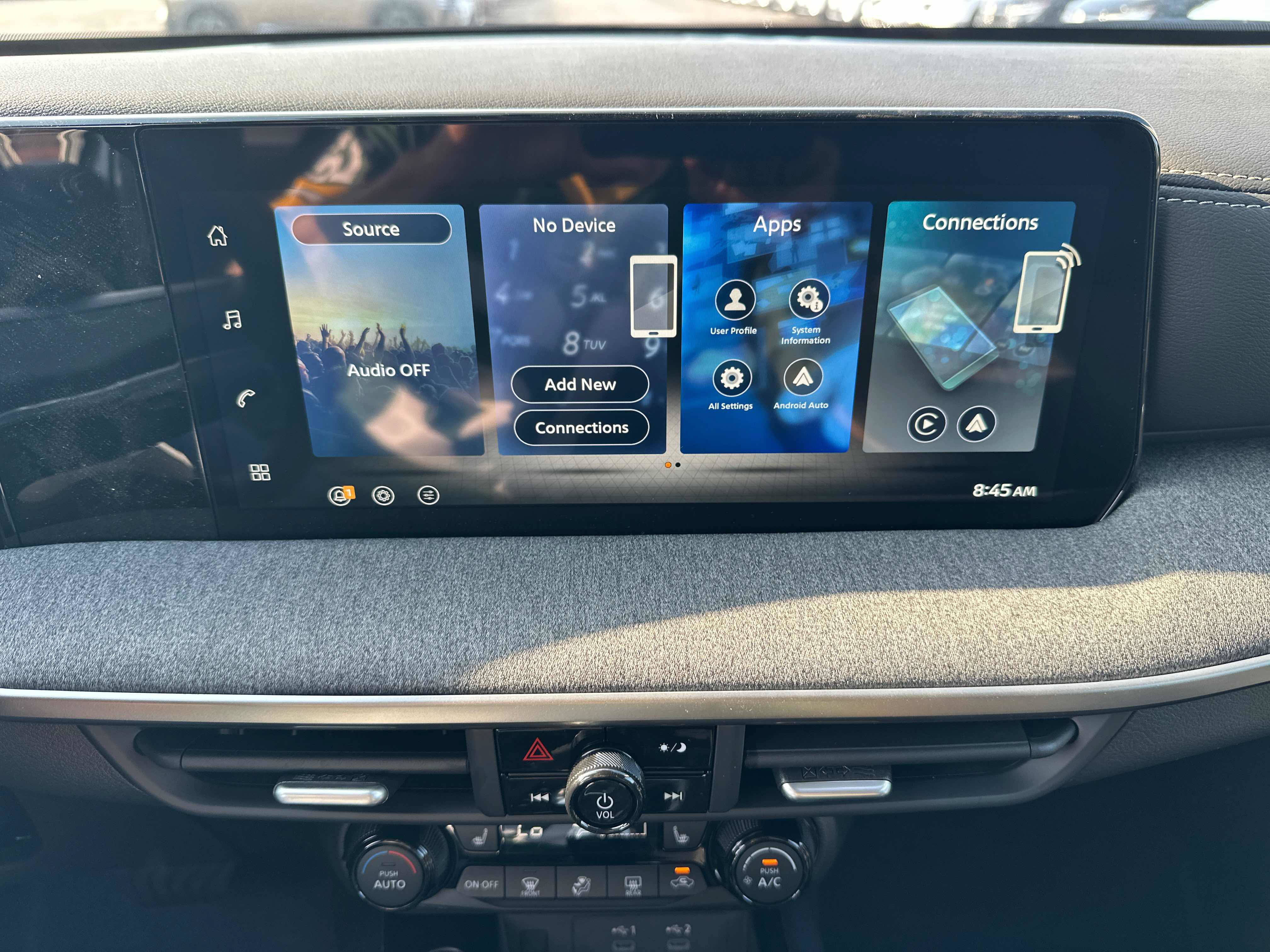 New 2027 Nissan Kicks SV AWD/4WD image 32