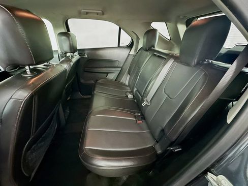 Used 2017 Chevrolet Equinox Premier w/ Enhanced Convenience Package FWD image 29