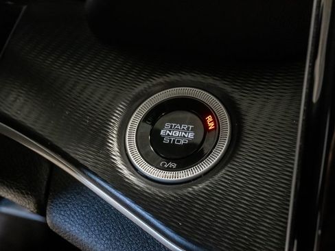 Certified 2024 Jeep Grand Cherokee Altitude AWD/4WD image 15