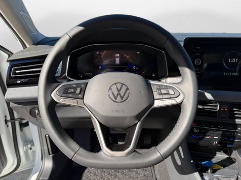 New 2026 Volkswagen Jetta SE image 10