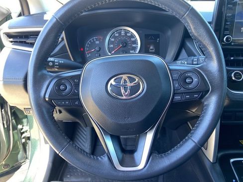 Used 2022 Toyota Corolla Cross LE FWD image 37