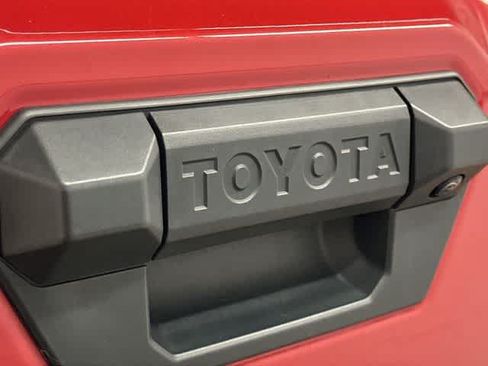 Used 2024 Toyota Tacoma SR5 AWD/4WD image 25