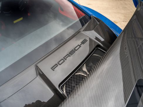 Used 2018 Porsche 911 GT2 RS image 29