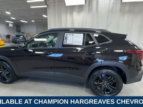Used 2025 Chevrolet Trax ACTIV w/ Driver Confidence Package FWD image 6