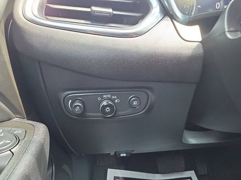 Certified 2021 Chevrolet Equinox Premier w/ LPO, Floor Liner Package FWD image 10