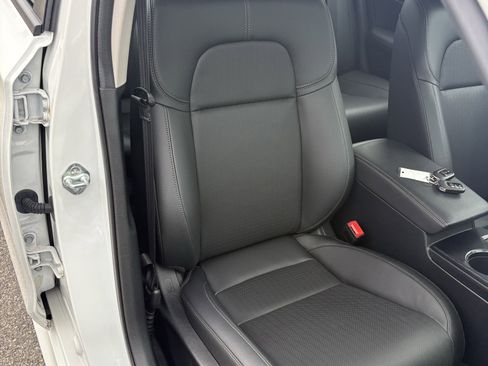 Used 2024 Honda Civic Touring image 12