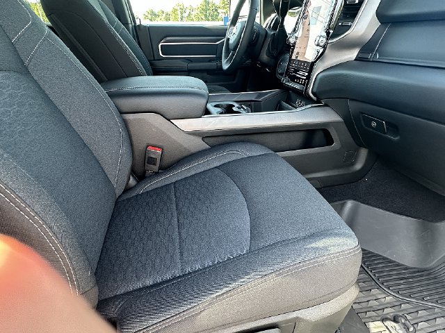 Used 2026 RAM 2500 Big Horn AWD/4WD image 12