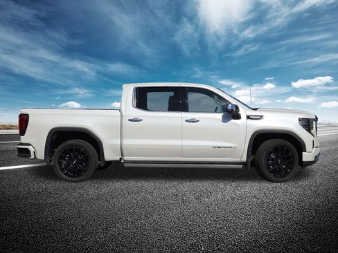 Used 2023 GMC Sierra 1500 Denali w/ Denali Reserve Package image 24