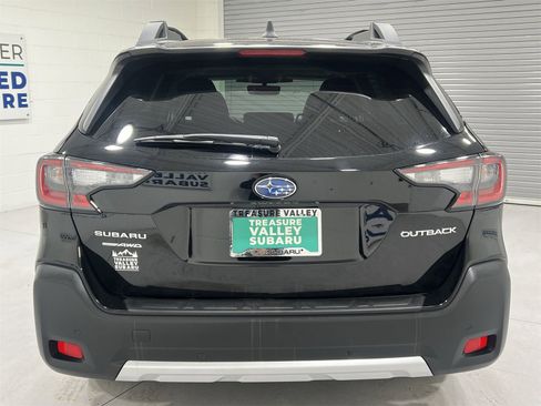 Certified 2025 Subaru Outback Limited image 7