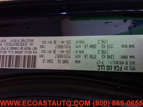 Used 2017 Dodge Journey SE w/ Flexible Seating Group image 18