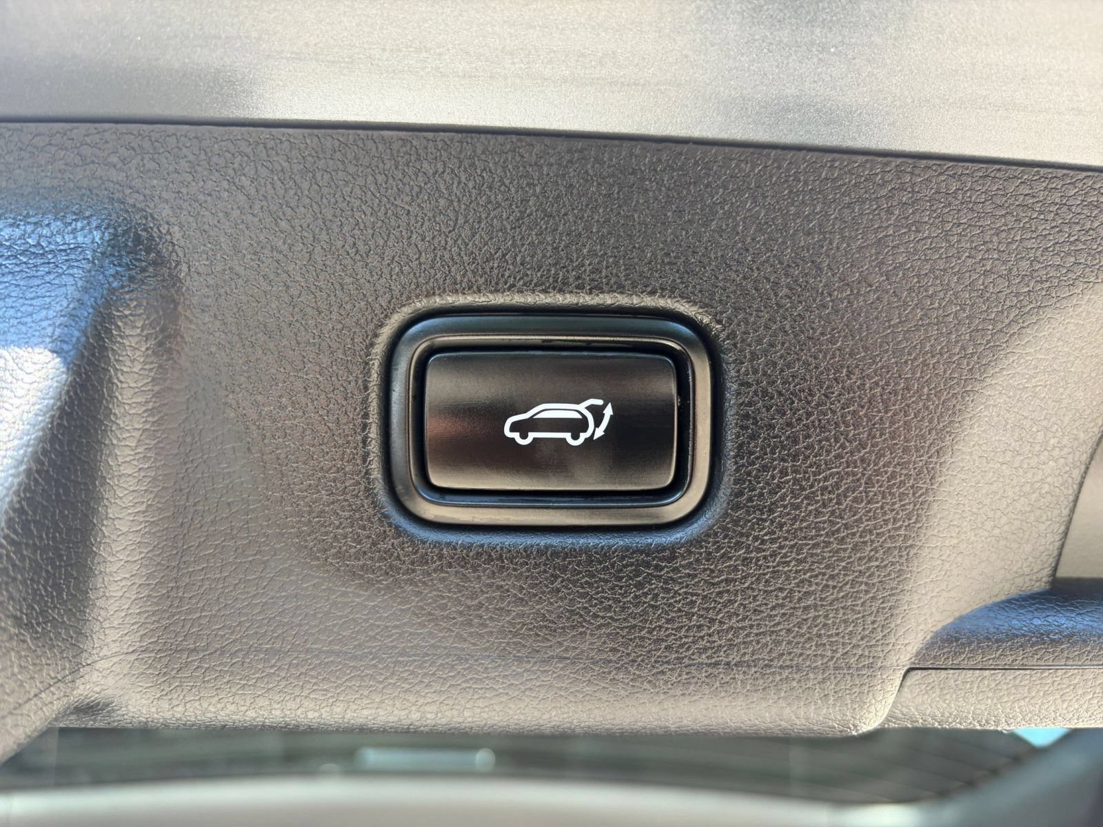 Used 2025 Hyundai Palisade SEL FWD image 24