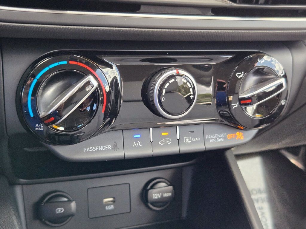 Used 2023 Hyundai Kona SEL FWD image 17