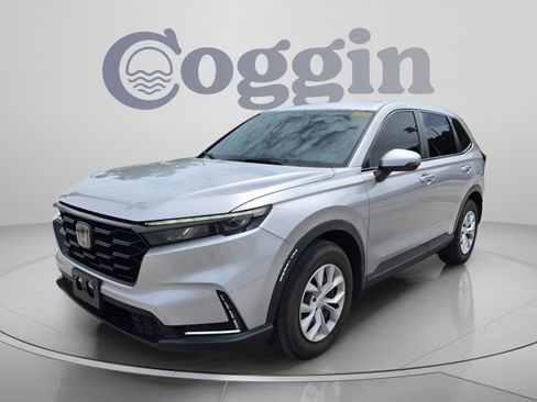 Used 2023 Honda CR-V LX image 1