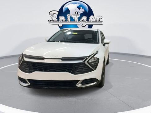 Certified 2023 Kia Sportage LX image 3