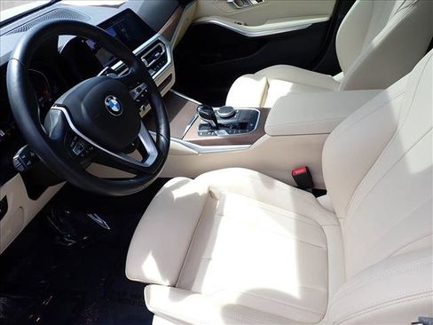 Used 2021 BMW 330i xDrive Sedan w/ Convenience Package AWD/4WD image 10