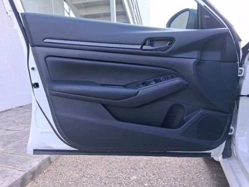 Certified 2025 Nissan Altima 2.5 S image 14