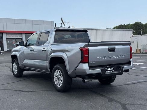 Used 2026 Toyota Tacoma SR5 AWD/4WD image 24