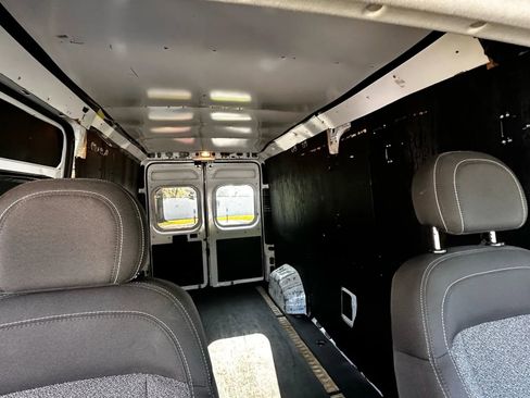 Used 2021 RAM ProMaster 2500 image 33