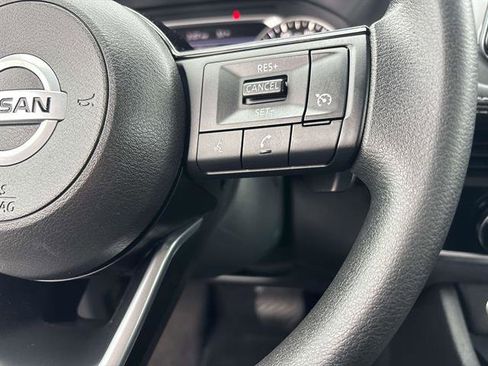 Used 2021 Nissan Rogue S image 19