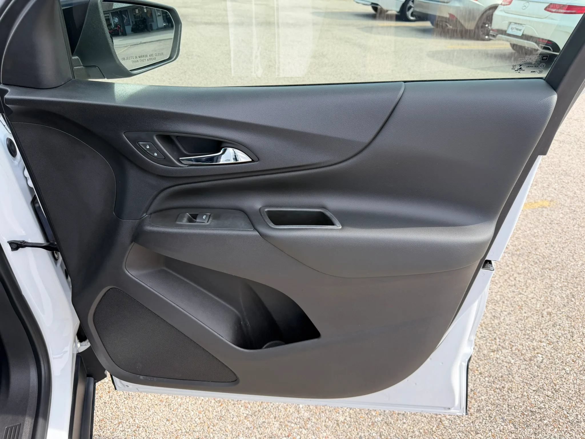 Used 2021 Chevrolet Equinox LT FWD image 18